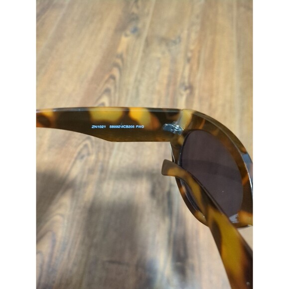 Anthropologie Brown Tortoise Shell Sunglasses Oval - Picture 5 of 5